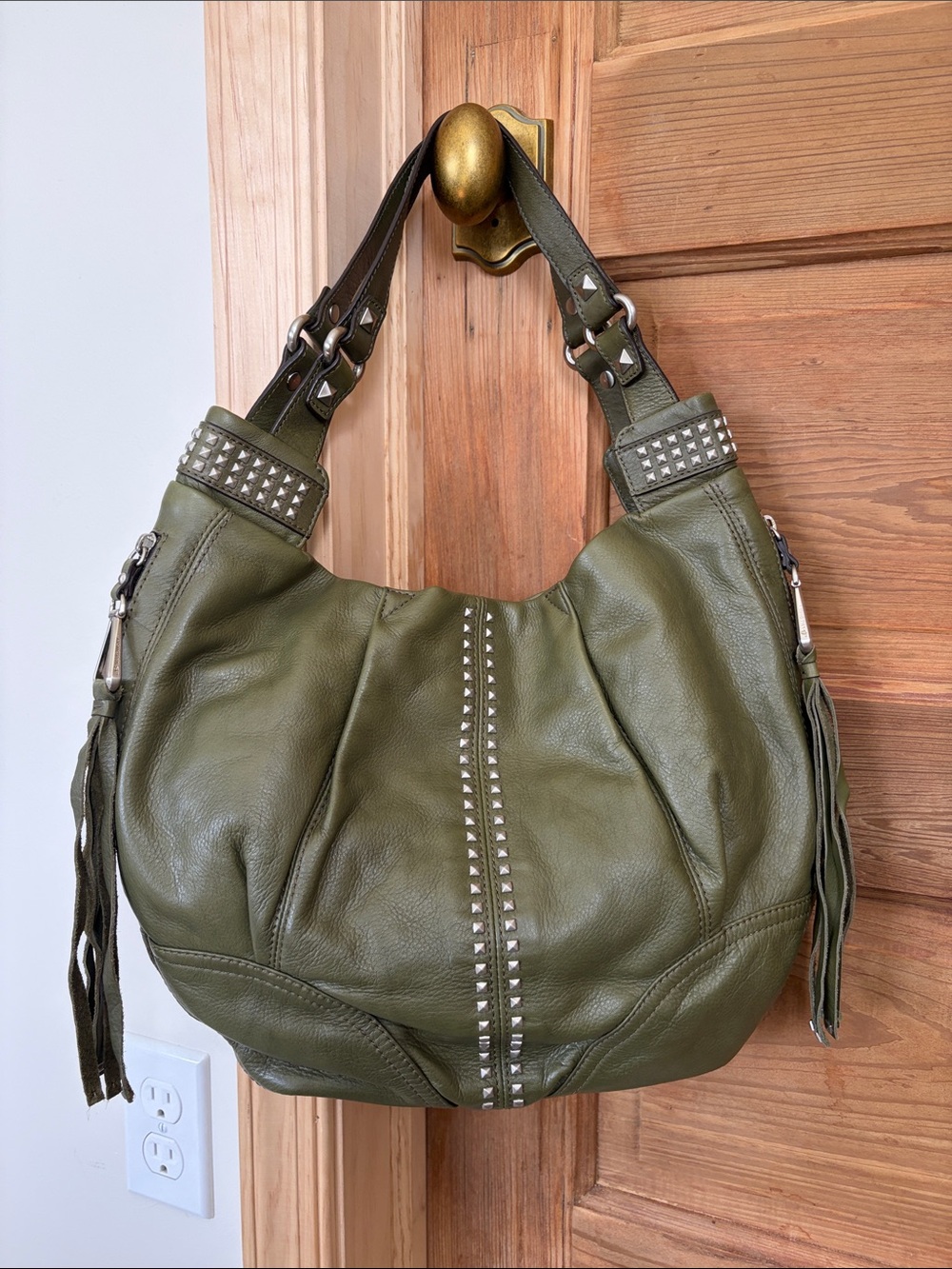 b. makowsky 🍂 Olive Green Leather Shoulder Tote with Stud Fringe Accents | EUC